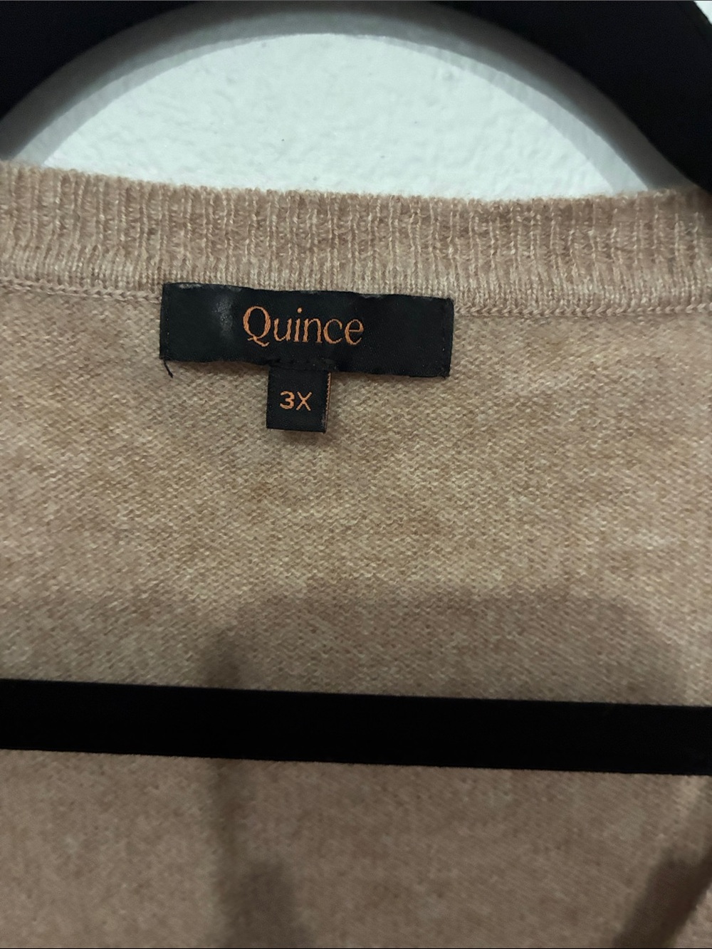 Quince 100% Cashmere V-Neck Women's Sweater in Beige - Picture 4 of 10